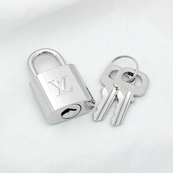 Authentic Louis Vuitton SILVER Lock & Keys Necklace #315 NEW ~2 Chains Included✨ - Picture 8 of 11